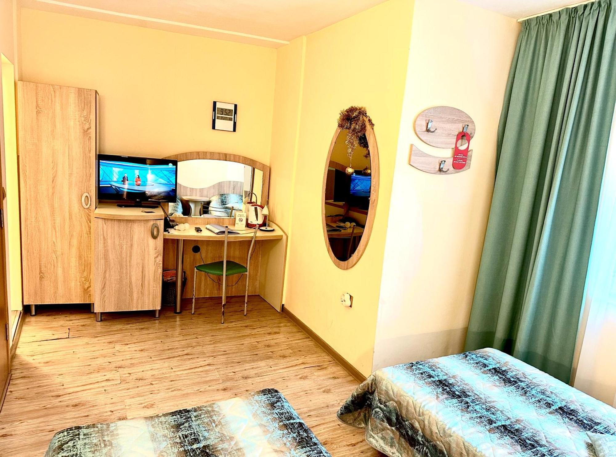 Hotel Color Varna Ngoại thất bức ảnh